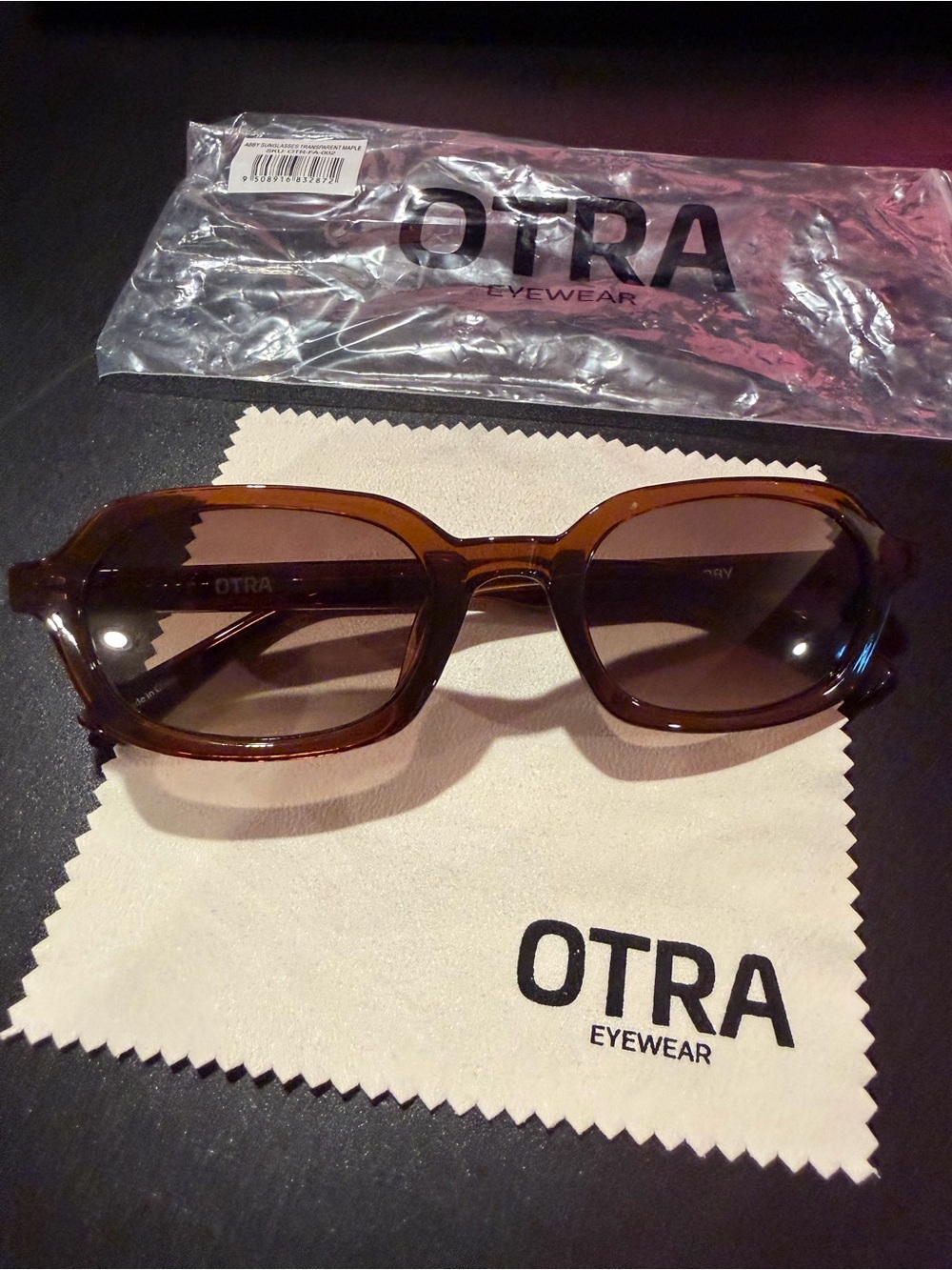 OTRA Eyewear Abby Sunglasses Transparent Maple Brown Like New - Picture 2 of 8